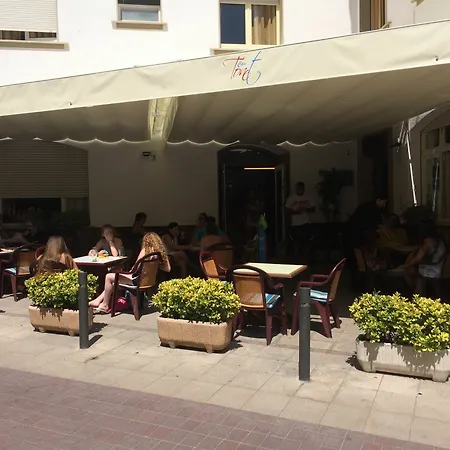 Tonet (adults Only) * トッサ・デ・マール